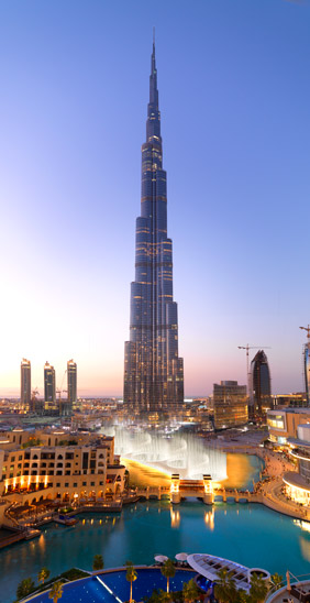tower complete dusk Najwyższy budynek świata 