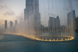 Najpiękniejsza fontanna świata - Dubaj